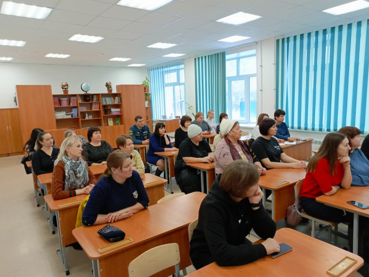 На базе Ребрихинской средней школы прошёл «Профилактический ликбез».